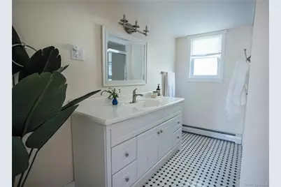 2 Locust Street, Chatham, NY 12037 - Photo 5