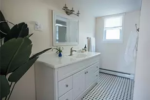 2 Locust St, Chatham, NY 12037 - Photo 5