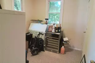 35 Doris Ave, Northport, NY 11768 - Photo 9