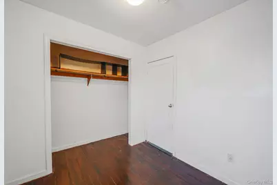 67 Orchard Street, Lindenhurst, NY 11757 - Photo 21