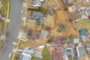 100 Morris Pkwy, Valley Stream, NY 11580 - Photo 11