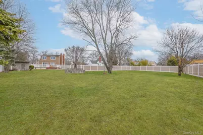 100 Morris Parkway, Valley Stream, NY 11580 - Photo 5