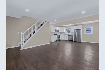 181 Whittier Avenue, North Babylon, NY 11703 - Photo 5