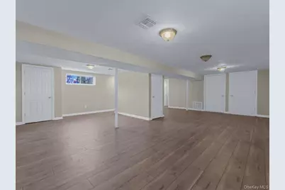 181 Whittier Avenue, North Babylon, NY 11703 - Photo 21