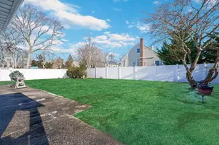 181 Whittier Ave, North Babylon, NY 11703 - Photo 31