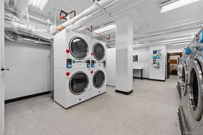 7 Fordham Hill Oval #2E, Bronx, NY 10468 - Photo 15