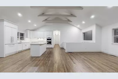 177 Red Creek Road, Hampton Bays, NY 11946 - Photo 9