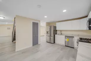 20 Matsunaye Dr, Medford, NY 11763 - Photo 9