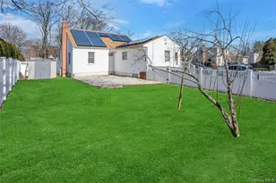 119 E 13th St, Huntington Station, NY 11746 - Photo 19