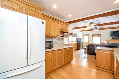 119 E 13th Street, Huntington Station, NY 11746 - Photo 7