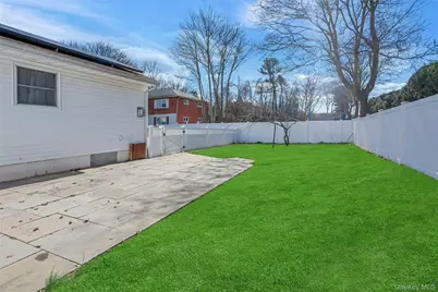 119 E 13th Street, Huntington Station, NY 11746 - Photo 21