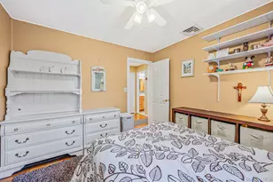 2 Green Pine Ct, Dix Hills, NY 11746 - Photo 25