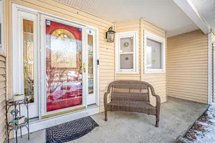 2 Green Pine Ct, Dix Hills, NY 11746 - Photo 3