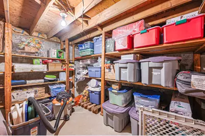 2 Greenpine Court, Dix Hills, NY 11746 - Photo 37