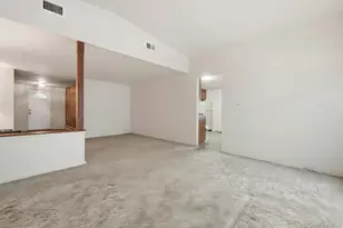 5431 Expressway Dr N, Holtsville, NY 11742 - Photo 17