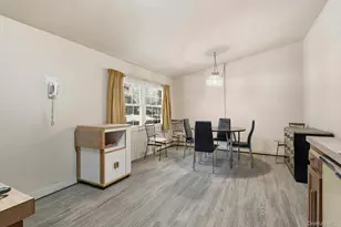 5431 Expressway Dr N, Holtsville, NY 11742 - Photo 19