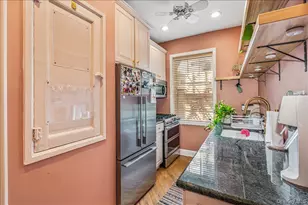 38-30 Douglaston Pkwy, Douglaston, NY 11363 - Photo 11