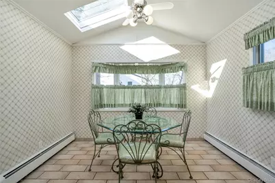 3 Dover Lane, Old Bethpage, NY 11804 - Photo 11