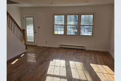 125 Greenwood Drive, North Babylon, NY 11703 - Photo 3