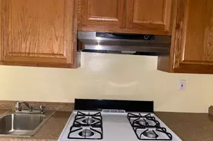 199 Hoover Rd, Yonkers, NY 10710 - Photo 11