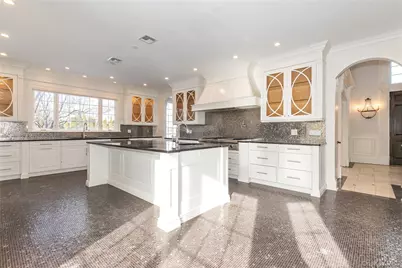 12 Knollwood Road, Roslyn, NY 11576 - Photo 13