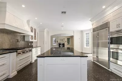 12 Knollwood Road, Roslyn, NY 11576 - Photo 17