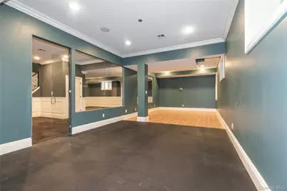 12 Knollwood Road, Roslyn, NY 11576 - Photo 33