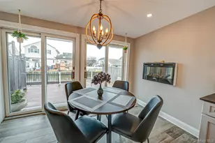 71 S Bay Dr, Babylon, NY 11702 - Photo 9