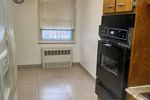 1019 E 104th St, Brooklyn, NY 11236 - Photo 5