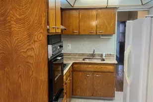 1019 E 104th St, Brooklyn, NY 11236 - Photo 3