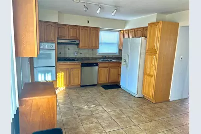 1613 Stadium Avenue, Bronx, NY 10465 - Photo 3