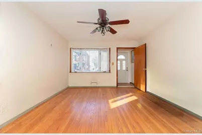 158 Reville Street, Bronx, NY 10464 - Photo 3