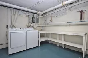 16 Upland Ln, Armonk, NY 10504 - Photo 37