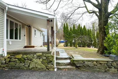 28 Howland Avenue, Beacon, NY 12508 - Photo 3