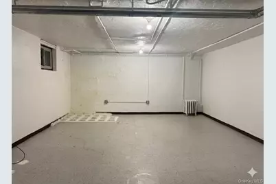 4017 194th Street #1R, Bayside, NY 11358 - Photo 5