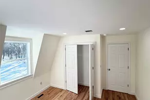 31 N Cozine Rd, Manorville, NY 11949 - Photo 13