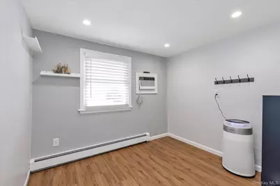 2451 Joseph Court, Bellmore, NY 11710 - Photo 15