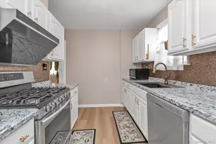 2451 Joseph Ct, Bellmore, NY 11710 - Photo 5