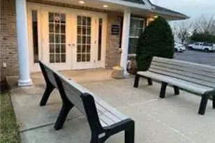 580 W Montauk Hwy, Lindenhurst, NY 11757 - Photo 3