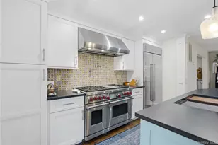 19 Sherwood Rd, Pound Ridge, NY 10576 - Photo 9