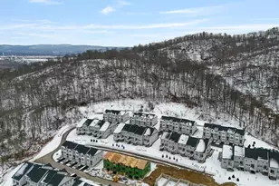 4034 Chestnut Ridge Rd Unit, Fishkill, NY 12524 - Photo 5