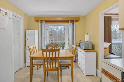 4069 Express Drive N, Ronkonkoma, NY 11779 - Photo 5