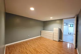 60-48 80th Ave, Glendale, NY 11385 - Photo 31