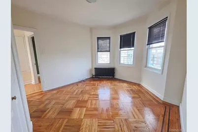 60-48 80th Avenue, Glendale, NY 11385 - Photo 9