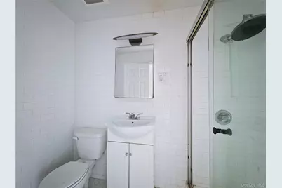 60-48 80th Avenue, Glendale, NY 11385 - Photo 23