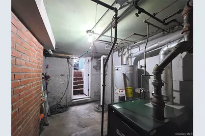 60-48 80th Avenue, Glendale, NY 11385 - Photo 33