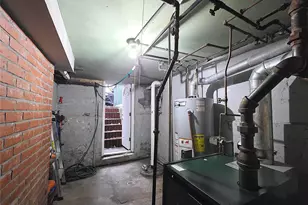 60-48 80th Ave, Glendale, NY 11385 - Photo 33