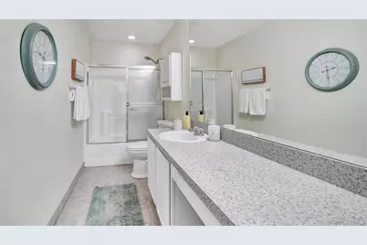 601 Pebble Beach Path, Riverhead, NY 11901 - Photo 11