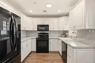 360 Woodbridge Dr, Ridge, NY 11961 - Photo 7