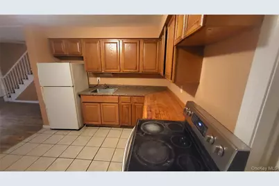 92 Academy Street, Poughkeepsie, NY 12601 - Photo 3